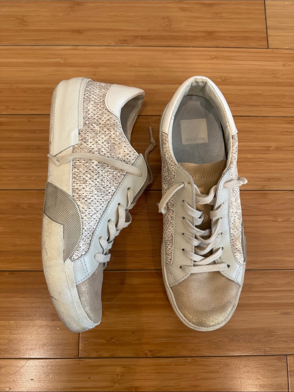 Dolce Vita Metallic Champagne-Beige Low-Top Lace-Up Sneakers